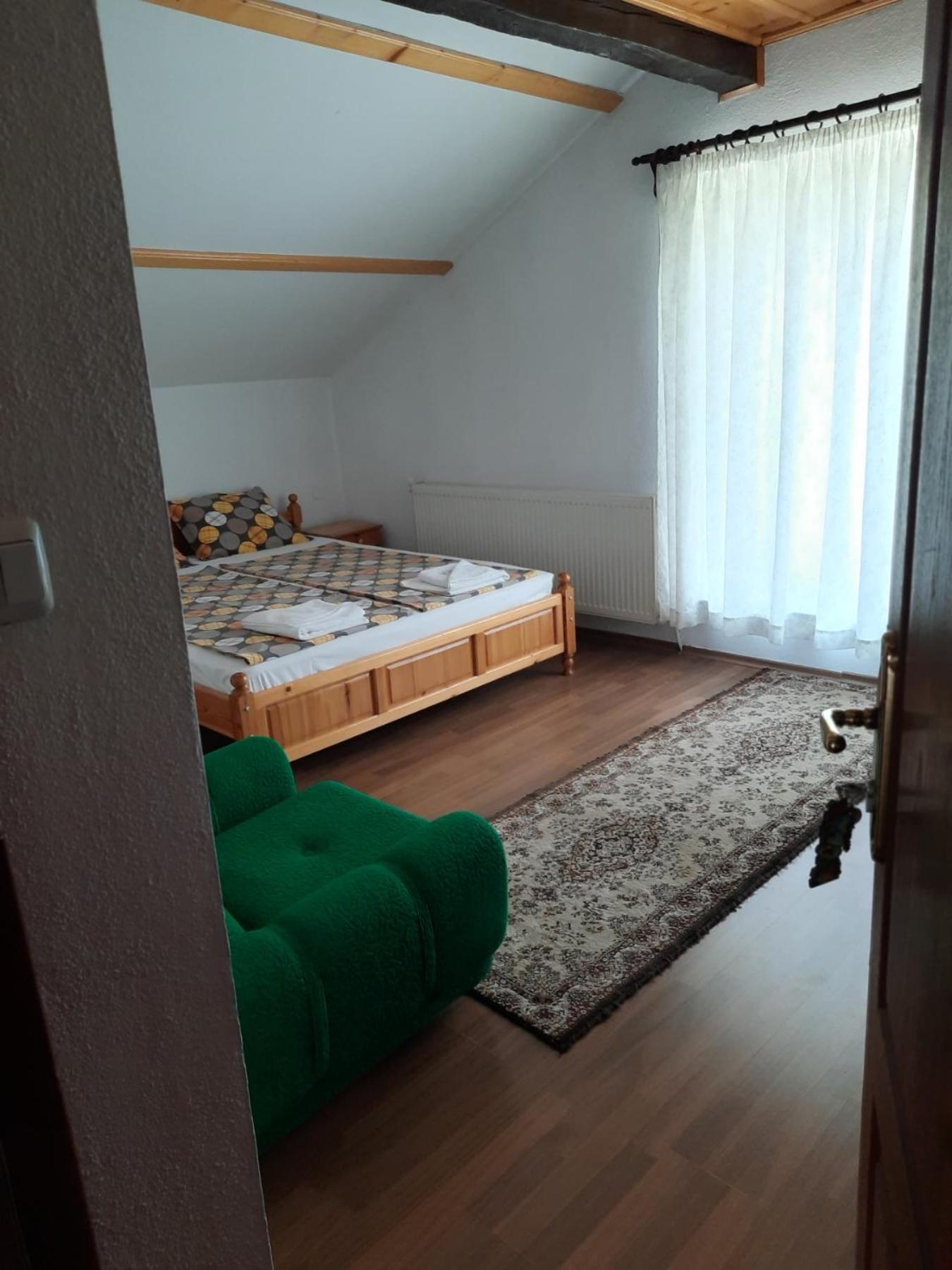 Къща За Гости Сара Velingrad Exterior foto